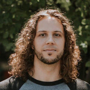 Meet your Posher, Adam